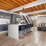 Windmill House * Ribeira Grande