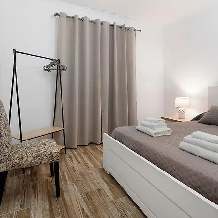 Windmill House Villa *