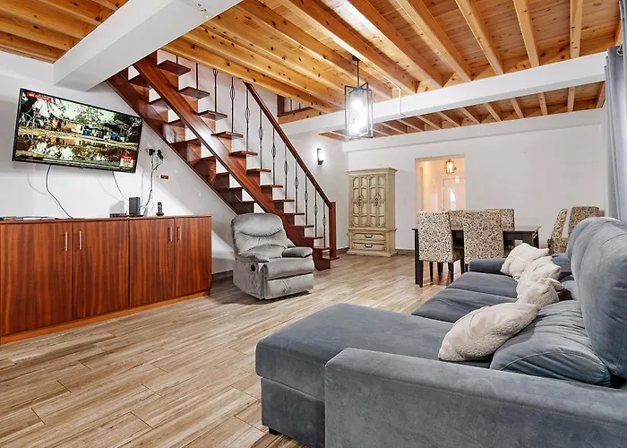 Windmill House * Ribeira Grande